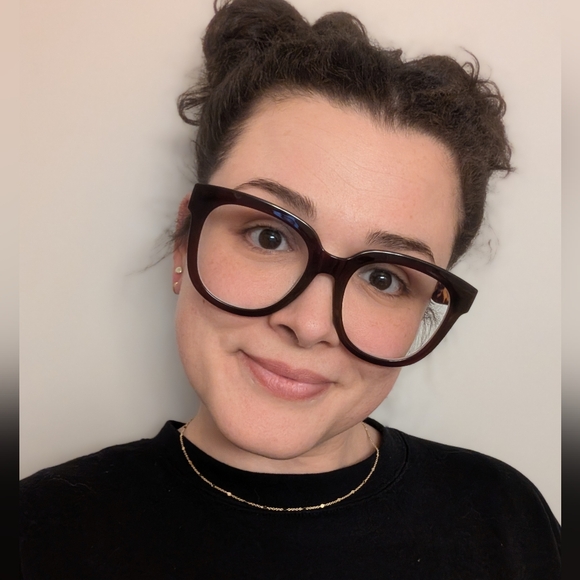 Meet your Posher, Katie - Picture 1 of 1